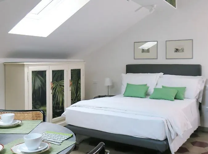 Crochat Apartment