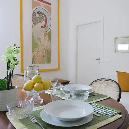 Apartment Crochat *