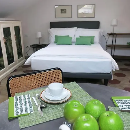 Crochat Apartment Como